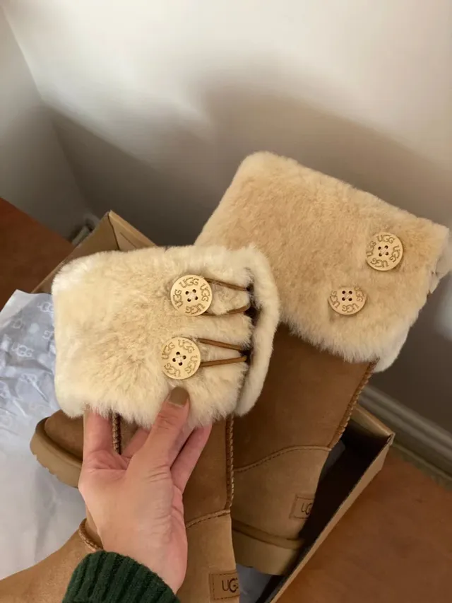 UGG Classic Tall Tan Suede Shearling-Cuffed Snow Boots 6