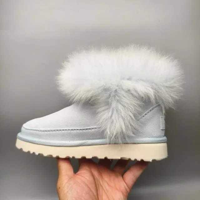 UGG Gray Beige Shearling-Cuffed Platform Sole Snow Boots 7