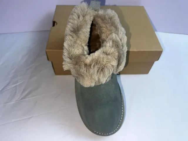 UGG Green Beige Shearling-Cuffed Suede Upper Snow Boots 3