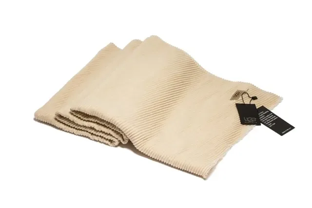 UGG Ribbed Beige Cashmere Scarf 11