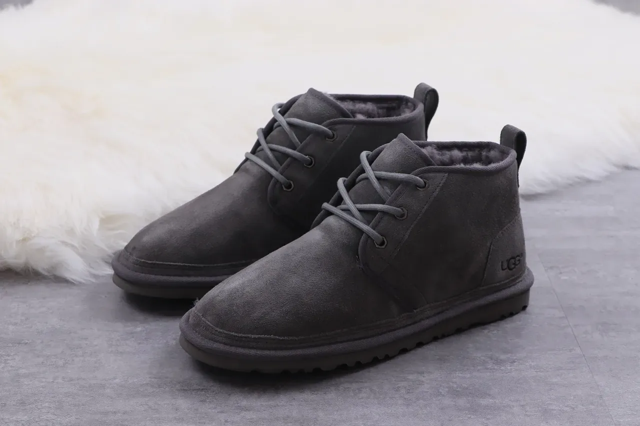 UGG Tasman Charcoal Gray Suede Shearling-Lined Lace-Up Snow Boots 9
