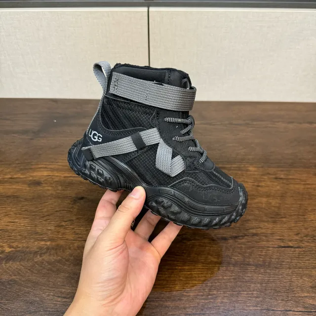 UGG Tasman rose-violet semelle épaisse à rodadura fermeture dual de lacets et sangle bottes de neige 18
