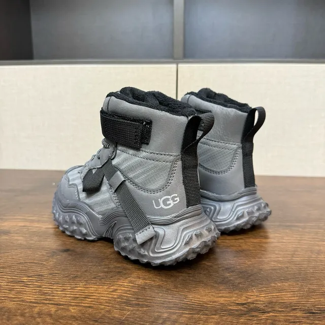 UGG Tasman rose-violet semelle épaisse à rodadura fermeture dual de lacets et sangle bottes de neige 24