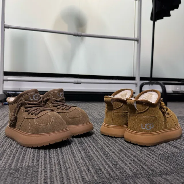 UGG Tasman-Style Tan Suede Shearling-Lined Snow Boots 6
