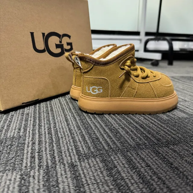UGG Tasman-Style Tan Suede Shearling-Lined Snow Boots 16