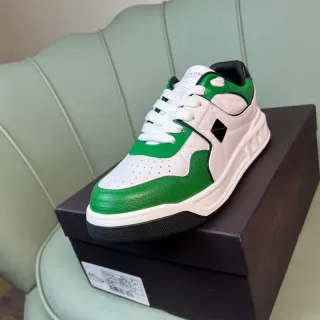 Valentino Garavani VLogo Sneaker verde blanco negro estilo de vida zapatillas