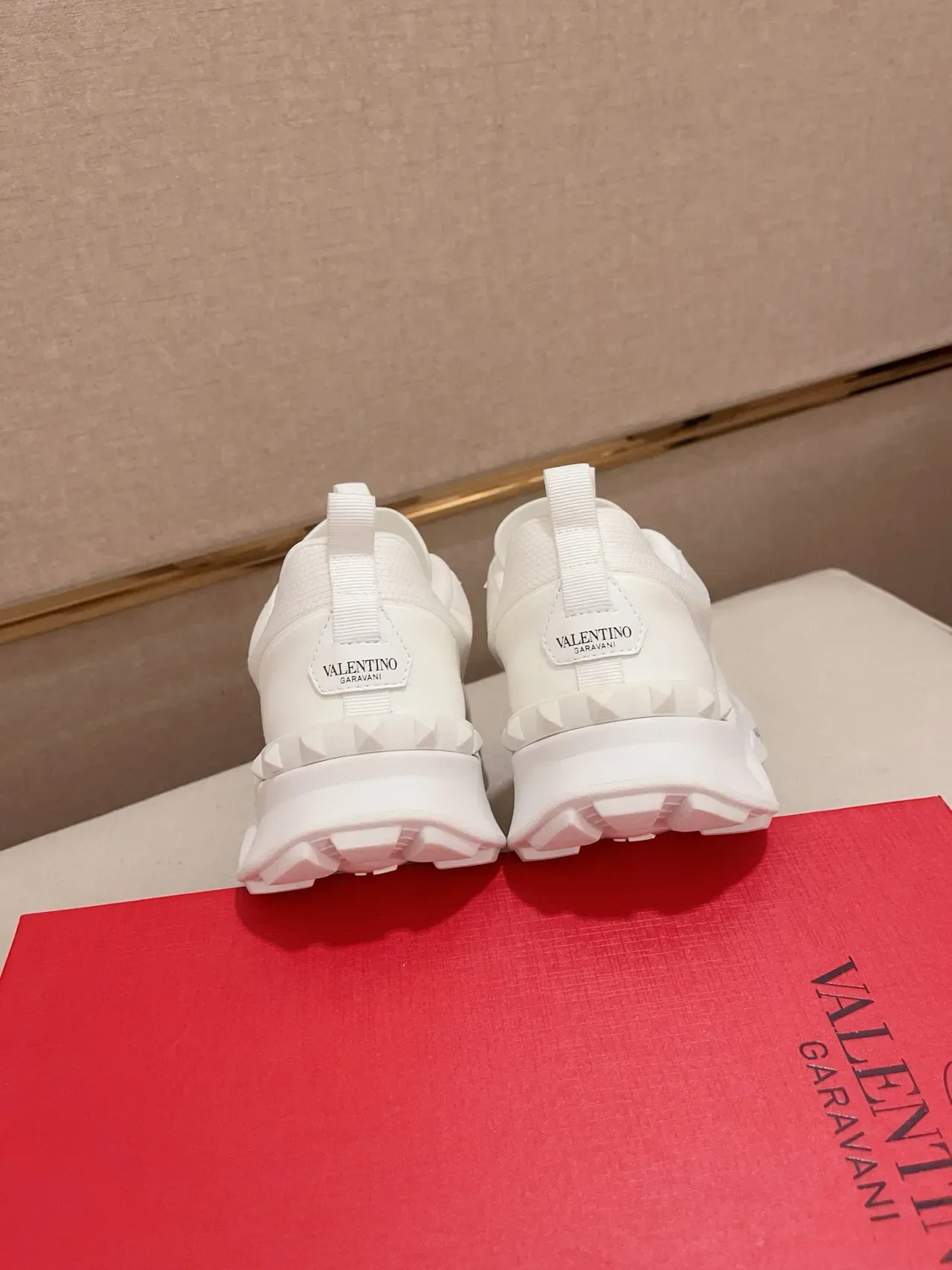 Valentino Garavani Tênis Lifestyle Chunky Branco 4