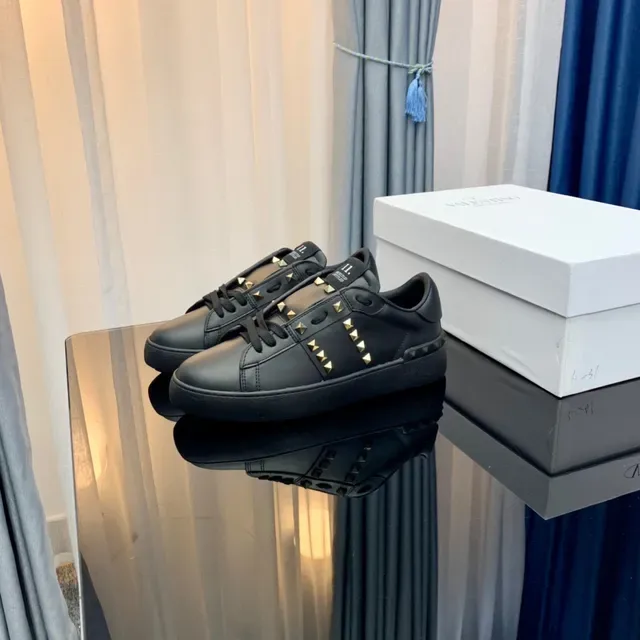 Valentino Rockstud Black Leather Gold Stud Lifestyle Sneakers 5