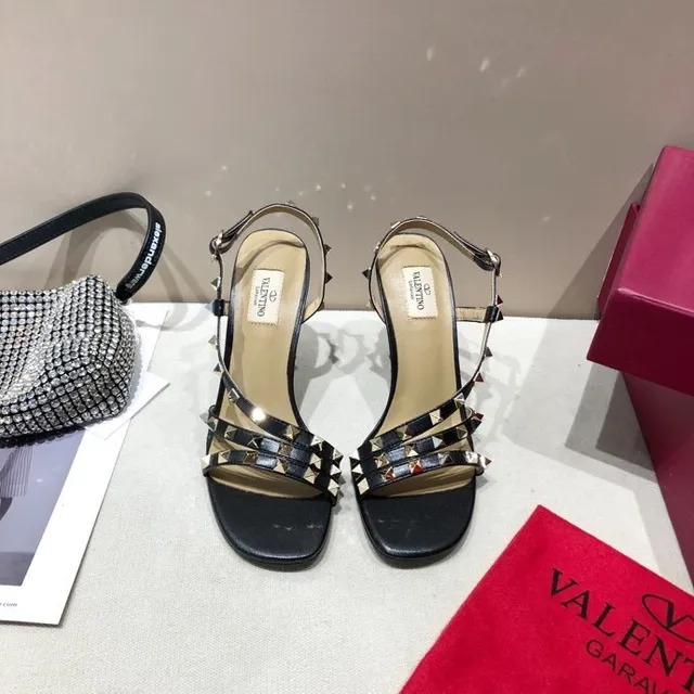 Valentino Rockstud Black Leather Pyramid Stud Stilettos 4