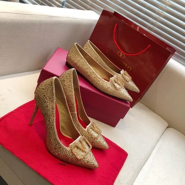 Valentino Rockstud Crystal-Embellished Pointed-Toe Loafers 3