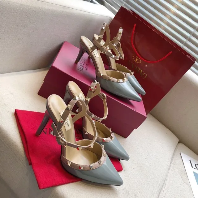 Valentino Rockstud Light Gray Patent Stilettos 4