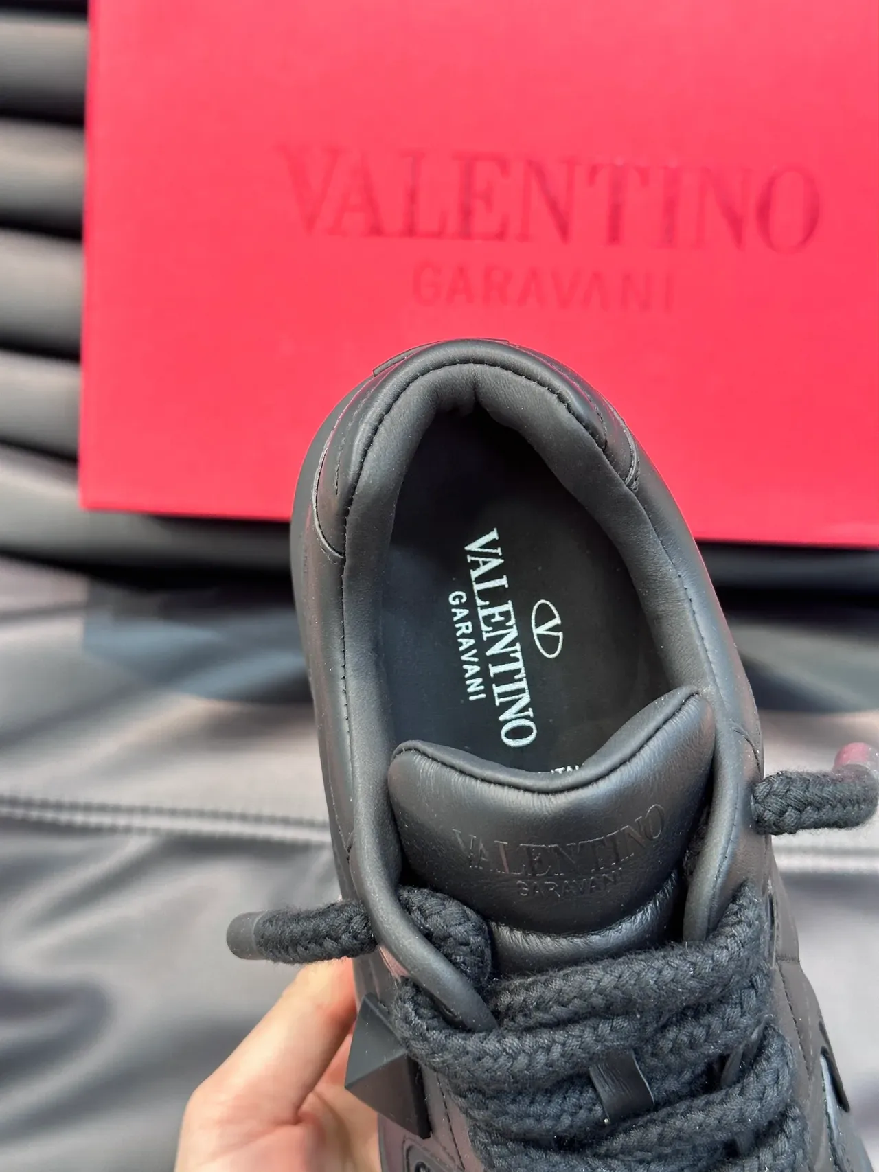 Valentino Rockstud Monochrome Noir Lifestyle Sneakers 3