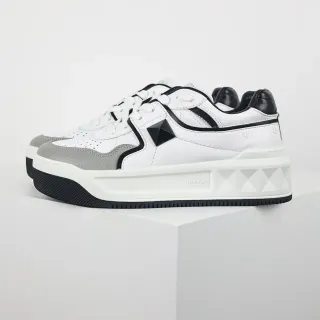 Valentino Rockstud حذاء رياضي أبيض أسود رمادي نمط حياة