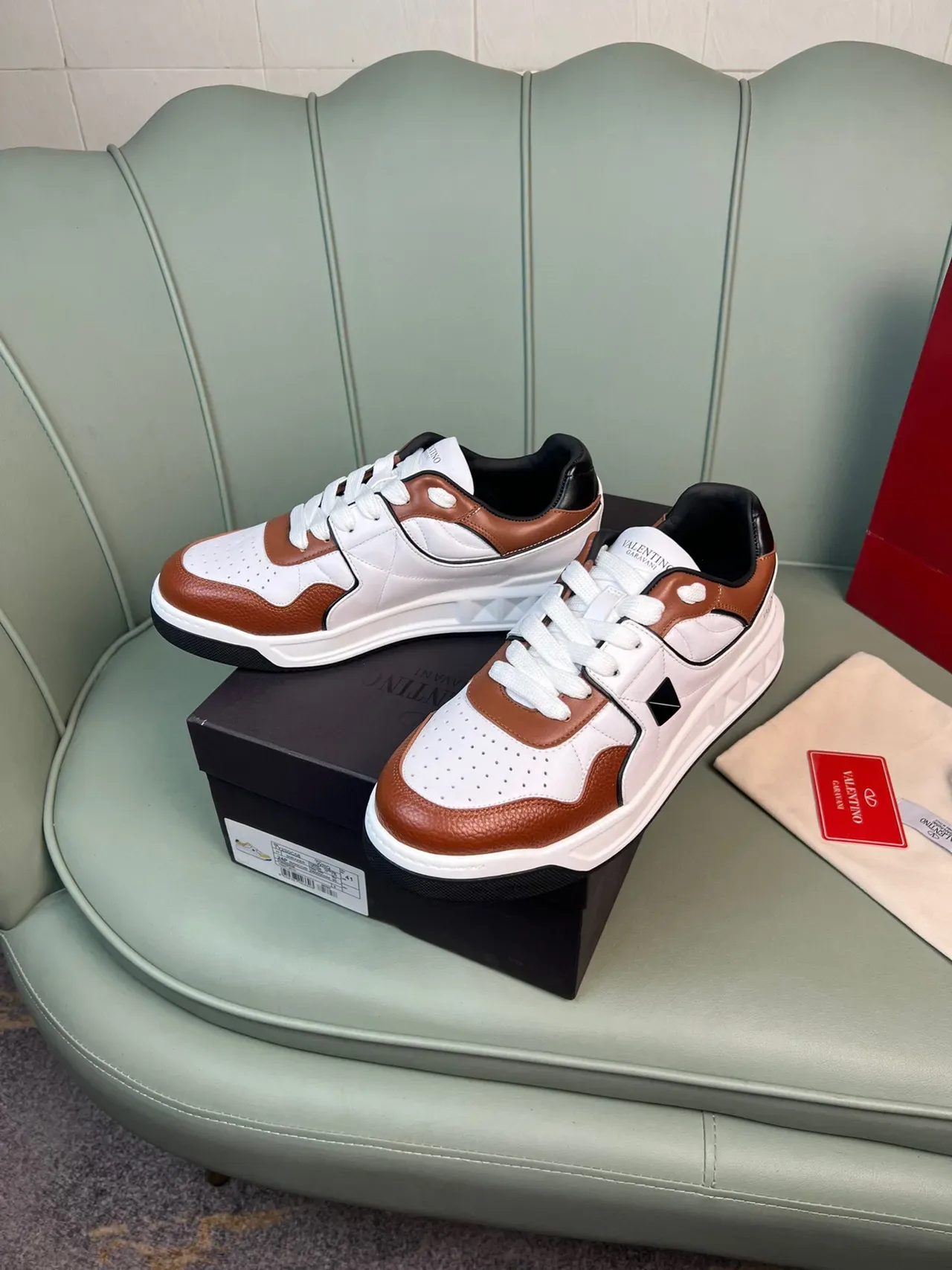 Valentino Rockstud Blanc Marron Cuir En Couches Et Maille Perforée Semelle Sculptée Baskets Épaisses 6