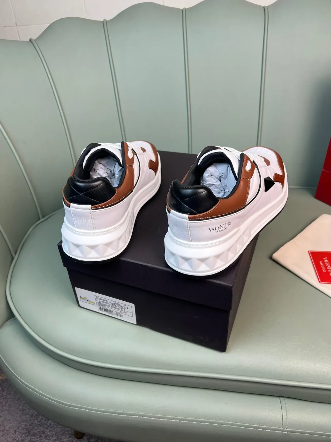 Valentino Rockstud Blanc Marron Cuir En Couches Et Maille Perforée Semelle Sculptée Baskets Épaisses 7