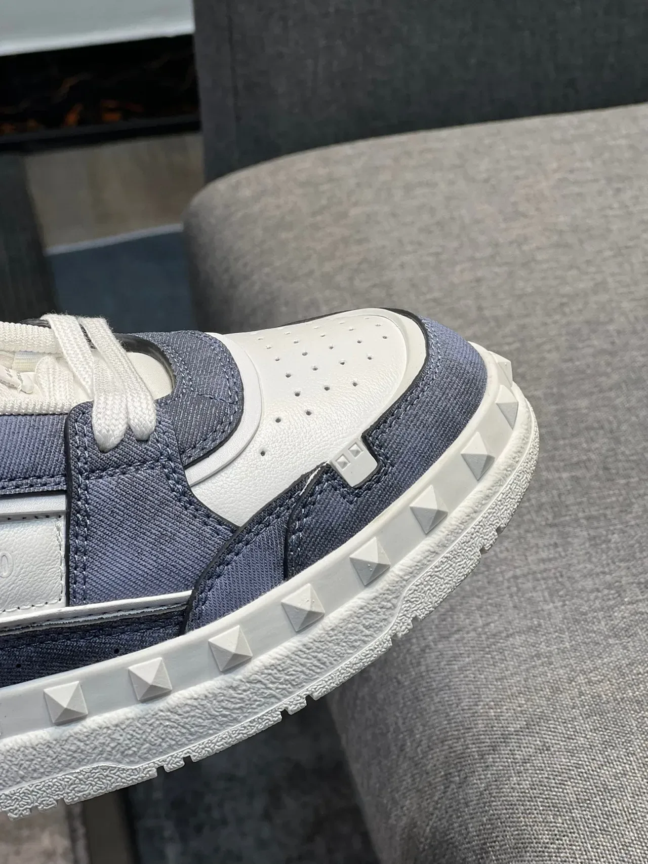 Valentino Rockstud White Navy Studded Sole Mixed-Material Upper Lifestyle Sneakers 4