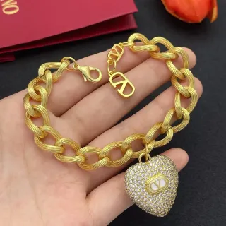 Valentino VLogo Heart Pavé Crystal Chunky Chain Bracelet