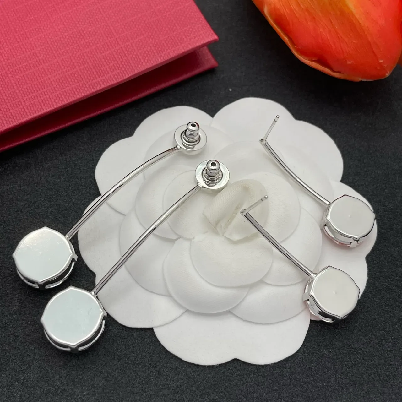 Valentino VLogo Brincos de Cristal Facetado Gota Dupla Pedra Rosa Prata 3