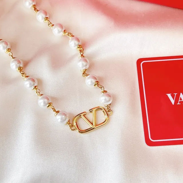 Valentino VLTN Colar de pérolas com corrente 3