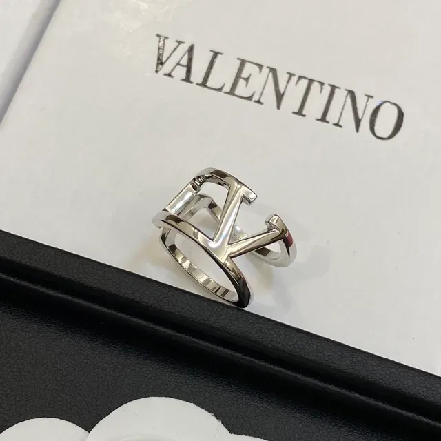 Valentino VLTN Silver Gold Open Double-Band Interlocking V Logo Ring 3