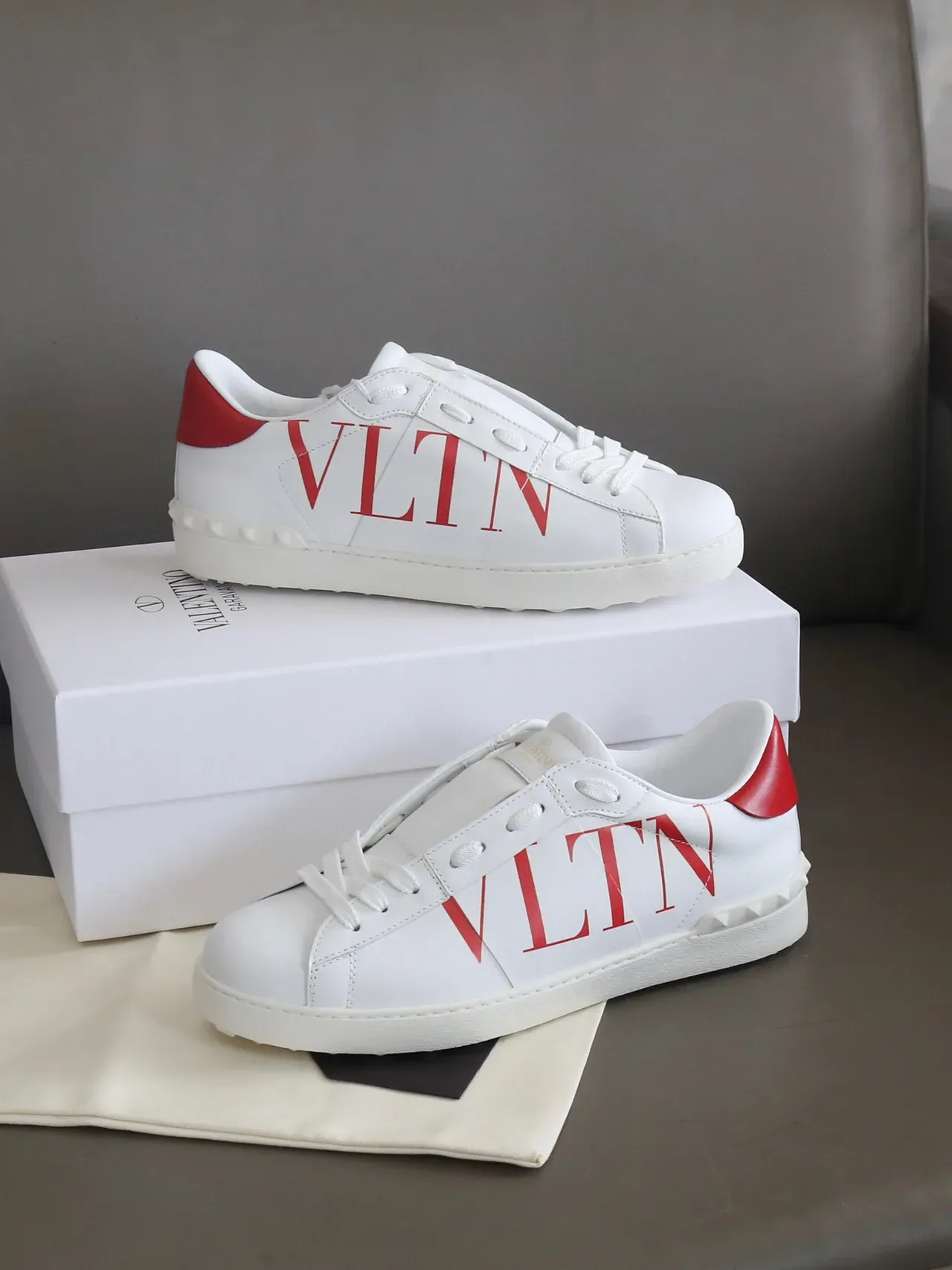 Valentino VLTN Tênis Lifestyle Branco e Vermelho de Couro 7
