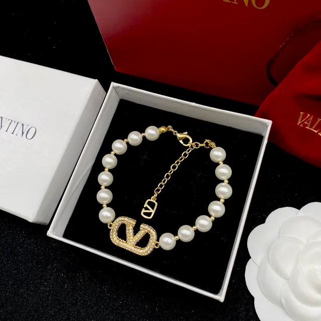 Valentino VLTN Or Blanc Chaîne de Perles avec Pendentif VLogo 6