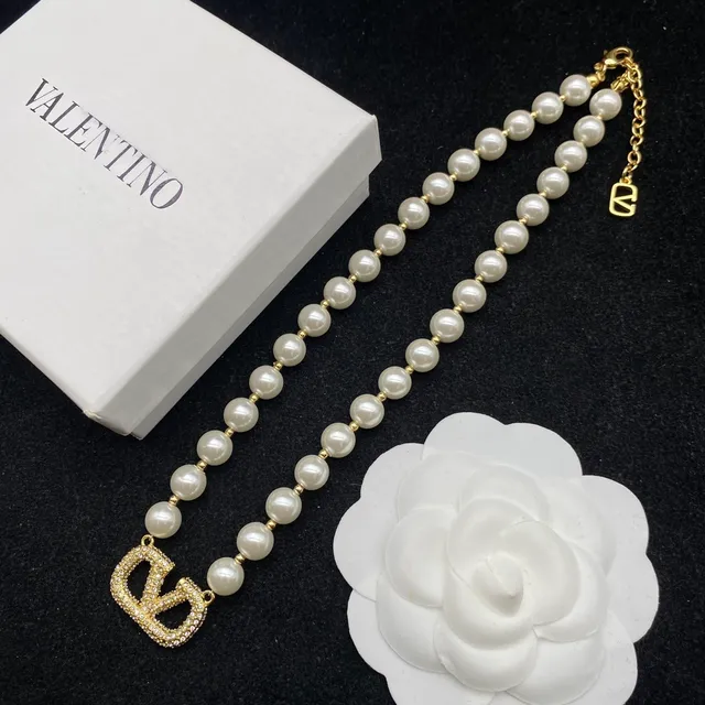 Valentino VLTN Or Blanc Chaîne de Perles avec Pendentif VLogo 8