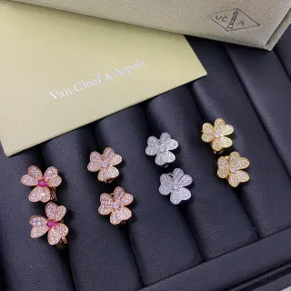 Van Cleef & Arpels Alhambra Boucles d'oreilles Fleur à cinq pétales Pavé