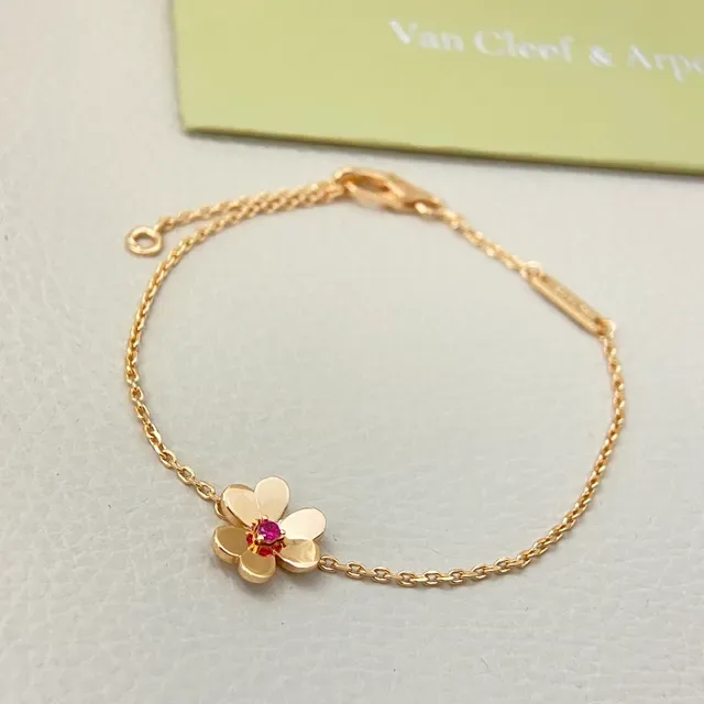 Van Cleef & Arpels Alhambra Chaîne Verte Fleur à Cinq Pétales Pendentif Bracelet Or 3