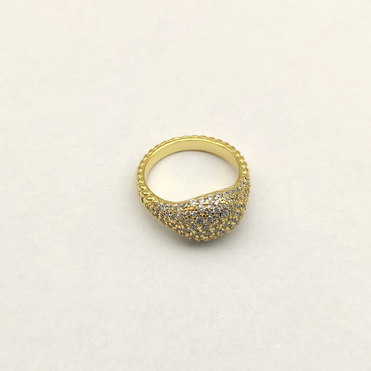 Van Cleef & Arpels সোনার সাদা প্যাভে-সেট অসমমিত ডোম আংটি 2