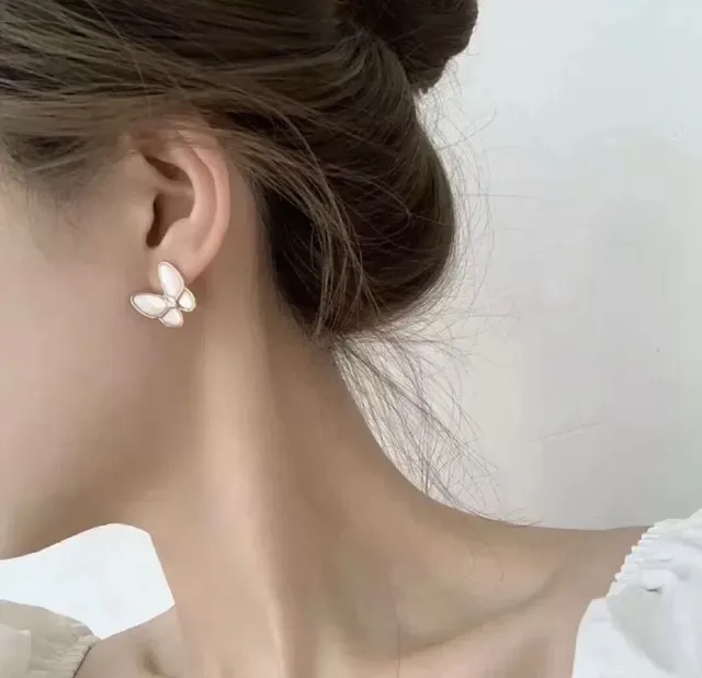 Van Cleef & Arpels Papillon Butterfly Mother-of-Pearl and Diamond Earrings 9