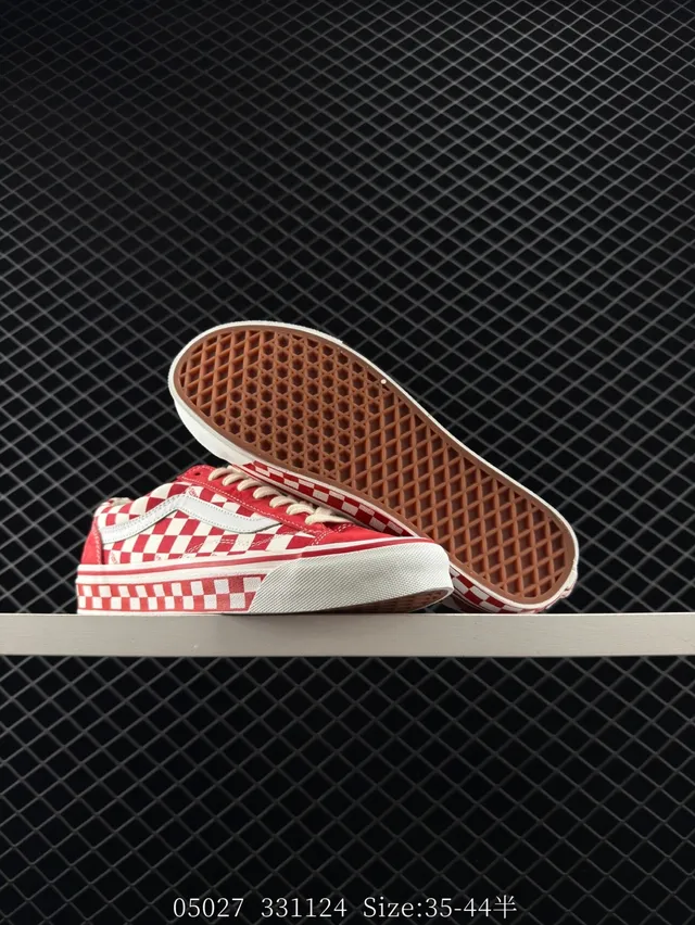Vans Old Skool Chaussures de Skateboard à Damier Rouge et Blanc 3