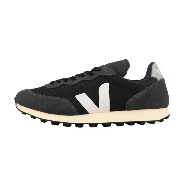 VEJA Beige White Low-Top Mesh And Suede Upper Lifestyle Sneakers 2