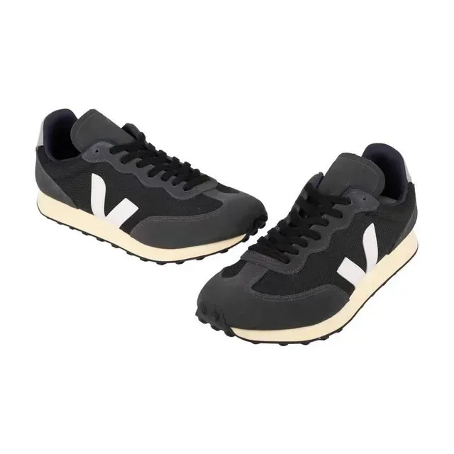 VEJA Beige White Low-Top Mesh And Suede Upper Lifestyle Sneakers 4