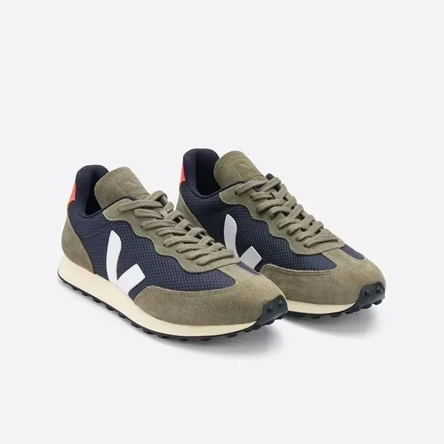 VEJA Beige White Low-Top Mesh And Suede Upper Lifestyle Sneakers 6
