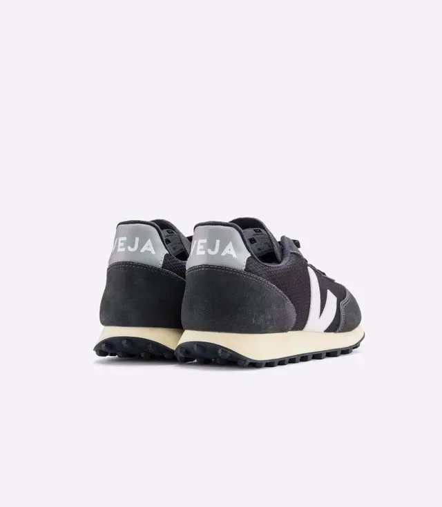 VEJA Beige White Low-Top Mesh And Suede Upper Lifestyle Sneakers 11