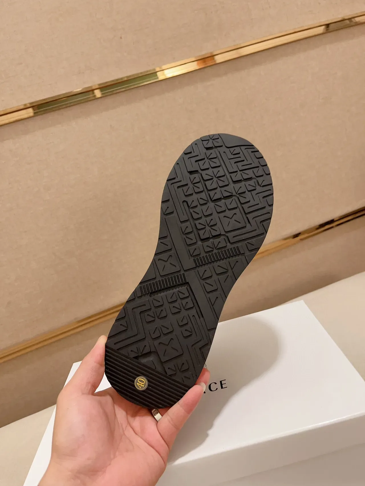 Versace Chain Reaction Noir et Or Impression Baroque Chaussures Lifestyle 9