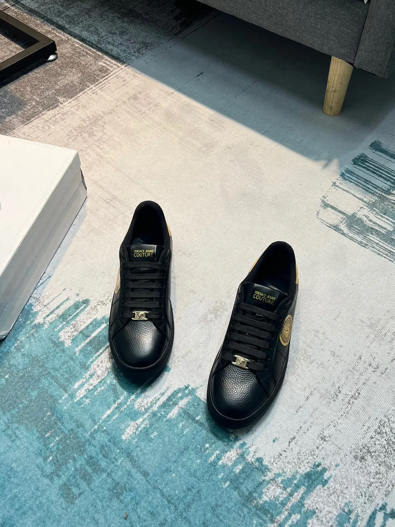 Versace Chain Reaction Noir et Or Lifestyle Sneakers 5
