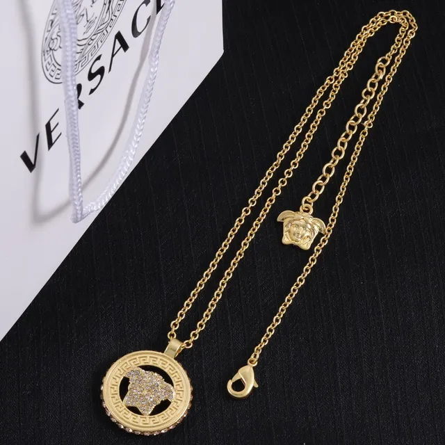 Versace Greca Medusa ذهبي شفاف معدن Pavé كريستال تزيين قلادة 3