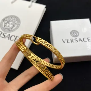 Versace Greca Odissea 金色希腊钥匙圈耳环