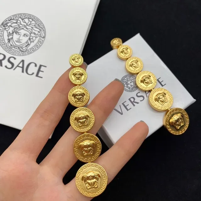 Versace Méduse Monnaie Or Motif Tête Bord Clé Grecque Boucles d'Oreilles 5