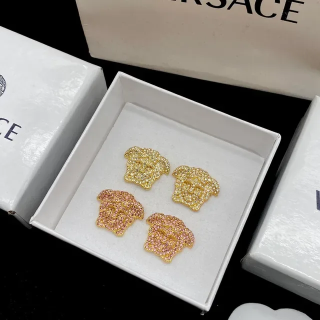 Versace Medusa Or Rose Tête Silhouette Pave Cristal Embellissement Boucles d'oreilles 7