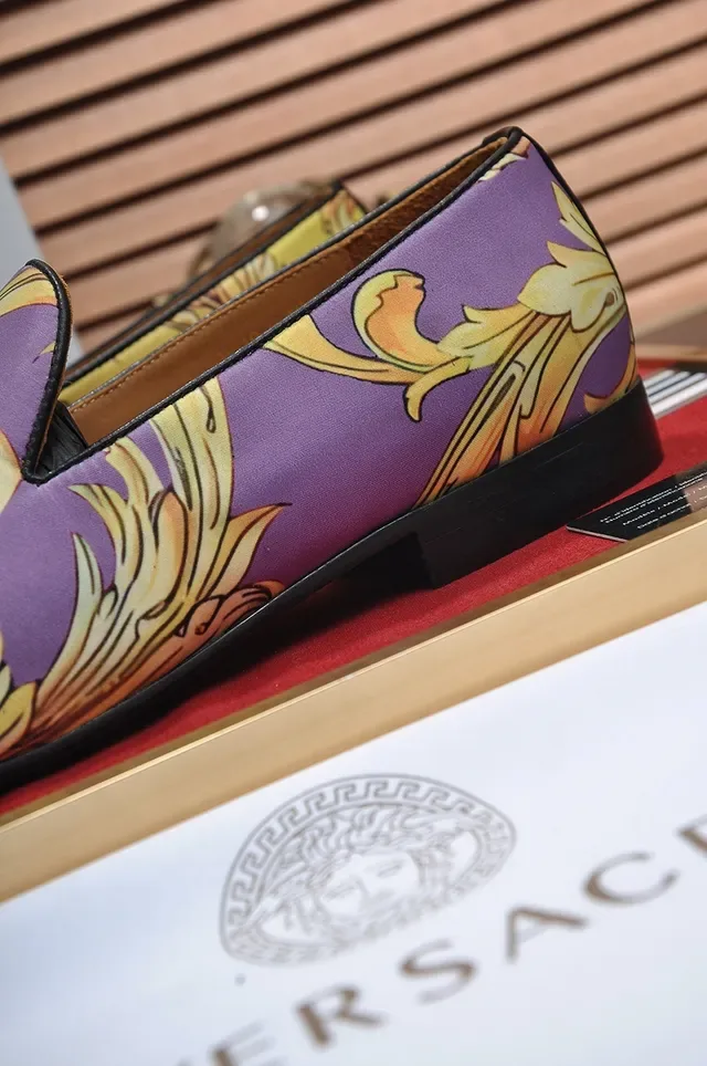 Versace Odissea Mocassins Slip-On Violet Doré imprimé baroque 2