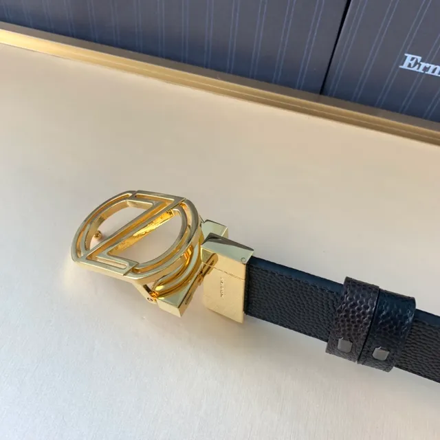 Zegna Cinturón de cuero marrón dorado con hebilla geométrica granulada 2